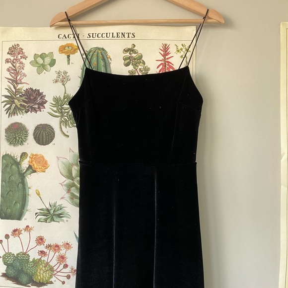 Stretchy velvet Urban Outfitters dress